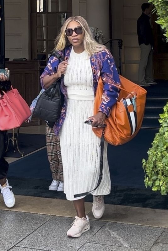 SERENA WILLIAMS Leaves Ritz Hotel in Paris 05/28/2024