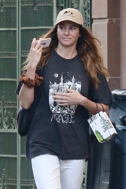 SHAILENE WOODLEY Out and About in New York 05/01/2024