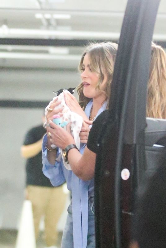SOFIA VERGARA Out with Her Dog After Her Knee Surgery in Marina Del Rey 05/09/2024
