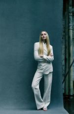 SOPHIE TURNER for Bbritish Vogue, June 2024