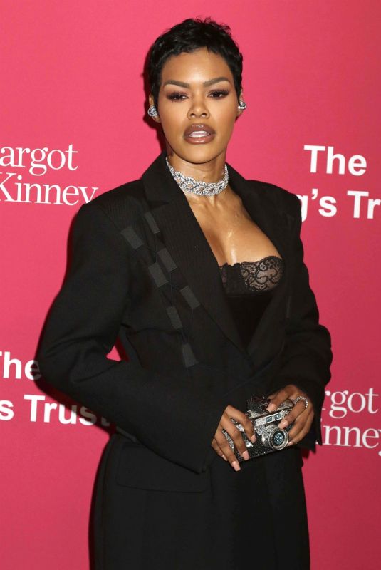 TEYANA TAYLOR at King