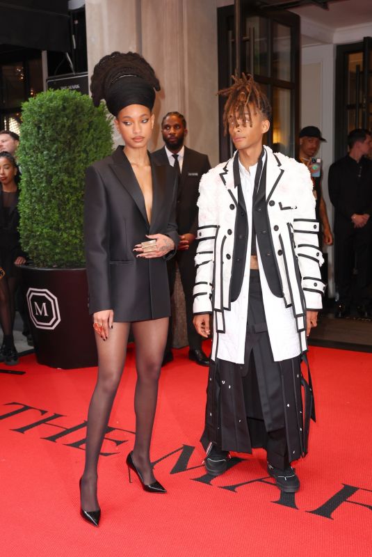 WILLOW SMITH Leaves Mark Hotel for 2024 Met Gala in New York 05/06/2024