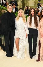 ZOE SALDANA at Met Gala Celebrating Sleeping Beauties: Reawakening Fashion in New York 05/06/2024