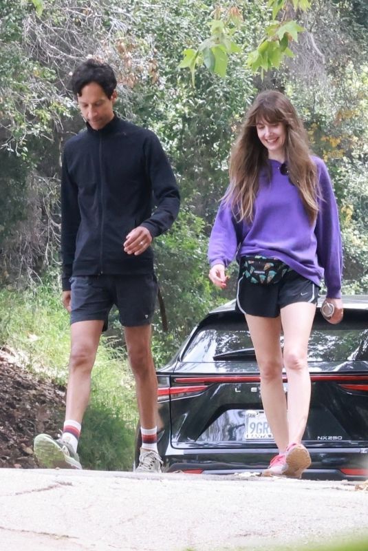 ALISON BRIE and Danny Pudi Out Hiking at Griffith Park in Los Angeles 06/11/2024