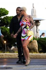 AMBER ROSE and Na