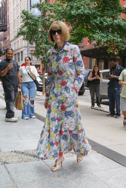 ANNA WINTOUR Arrives at Vogue Dinner Party in New York 06/03/2024