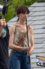 ANNE HATHAWAY on the Set of Flowervale Street in Atlanta 06/01/2024