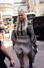 AVRIL LAVIGNE at Iris Van Herpen Haute Couture Fall/Winter 2024/2025 Show in Paris 06/24/2024