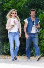 BIJOU PHILLIPS and Danny Masterson Out at Manhattan