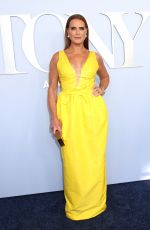 BROOKE SHIELDS at 77th Annual Tony Awards in New York 06/16/2024