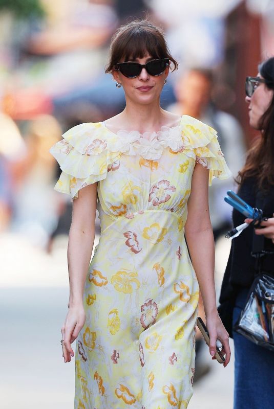 DAKOTA JOHNSON on the Set of The Materialists in New York 05/31/2024