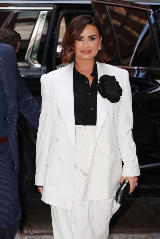 DEMI LOVATO Arrives at Vogue Dinner Party in New York 06/03/2024