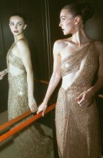 ELLA HUNT - Horizon: An American Saga - Chapter 1 LA Premiere Photoshoot, June 2024
