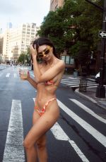 EMILY RATAJKOWSKI for Inmoratawomen City Kini, May 2024