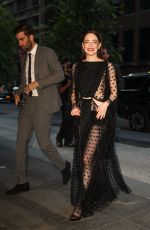 EMMA STONE Arrives at Kinds of Kindness Premiere in New York 06/20/2024