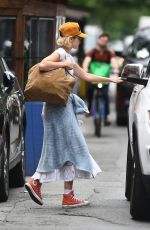 GIGI HADID Leaves Bradley Cooper