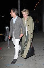 GRETA GERWIG and Noah Baumbach Leaves Craig