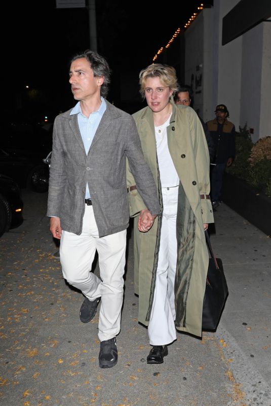 GRETA GERWIG and Noah Baumbach Leaves Craig