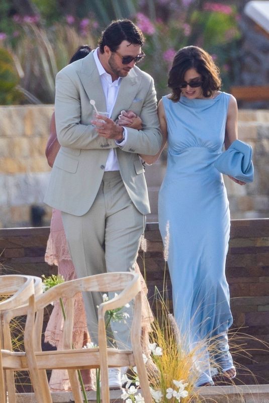 HAILEE STEINFELD Arrives at Kyle Allens Wedding in Cabo 06/21/2024