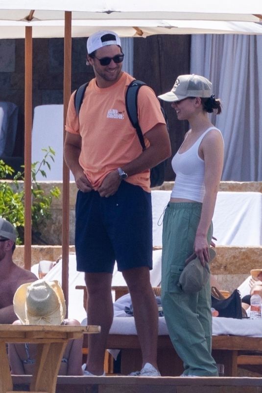 HAILEE STEINFELD at a Pool at Her Hotel in Mexico 06/22/2024