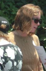 HANNAH EINBINDER Out for Lunch with ZOE LISTER-JONES in Los Angeles 05/31/2024