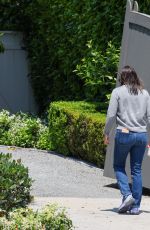 JENNIFER GARNER Arrives at Ben Affleck