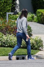 JENNIFER GARNER Arrives at Ben Affleck