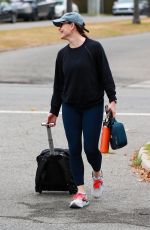 JENNIFER GARNER Out and About in Santa Monica 06/03/2024