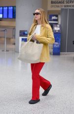 JENNIFER LAWRENCE Arrives at JFK Airport in New York 06/04/2024
