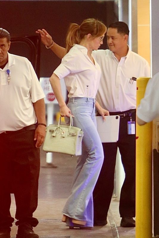 JENNIFER LOPEZ Arrives at a Office in Beverly Hills 06/14/2024