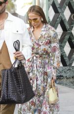 JENNIFER LOPEZ OUt for Lunch and Shopping at Gucci in Los Angeles 06/01/2024