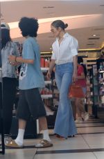JENNIFER LOPEZ Shopping at Sephora in Beverly Hills 06/11/2024