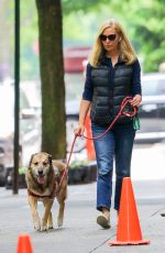 JENNIFER WESTFELDT Out with Her Dog in New York" (04.06.2024) 10x
