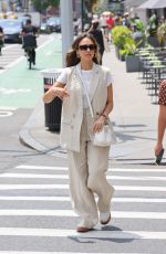 JESSICA ALBA Out for Lunch with a Friend in New York 06/05/2024