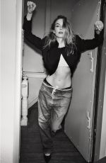 JODIE COMER for Elle UK, July/august 2024