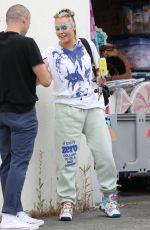JOJO SIWA Arrives for Rehearsal at Her Performance at Pride 06/08/2024