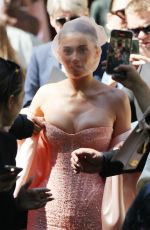 KYLIE JENNER Arrives at Schiaparelli Haute Couture Fall/Winter 2024-2025 Show at Paris Fashion Week 06/24/2024