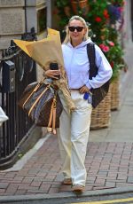 MOLLY MAE HAGUE Leaves Her Hotel in Manchester 06/27/2024