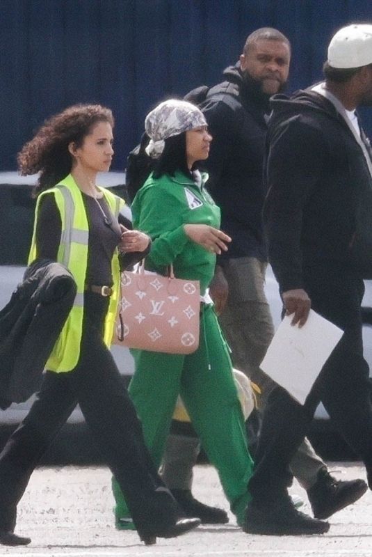 NICKI MINAJ Flying Private to Paris After Her Arrest in Amsterdam 06/03/2024