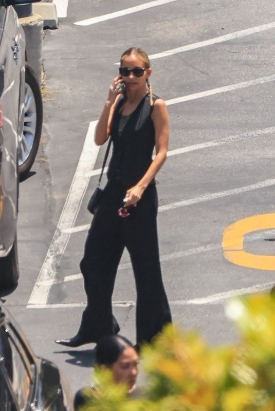 NICOLE RICHIE Leaves Her Son Sparrow’s Sixth Grade Graduation Ceremony in Los Angeles 06/12/2024