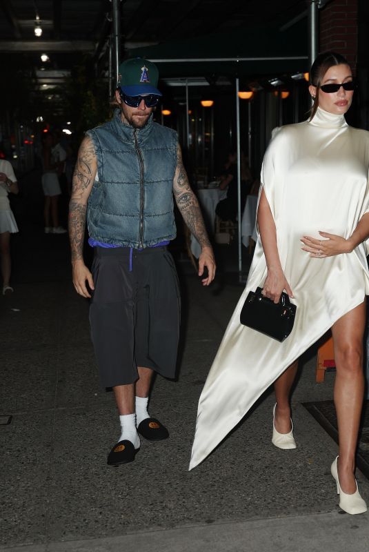 Pregnant HAILEY BIEBER and Justin Bieber Out for Dinner with Friends at 4 Charles Prime in New York 06/23/2024