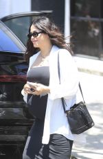 Pregnant JENNA DEWAN Out for Lunch with Friends at Joan