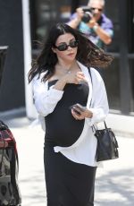 Pregnant JENNA DEWAN Out for Lunch with Friends at Joan