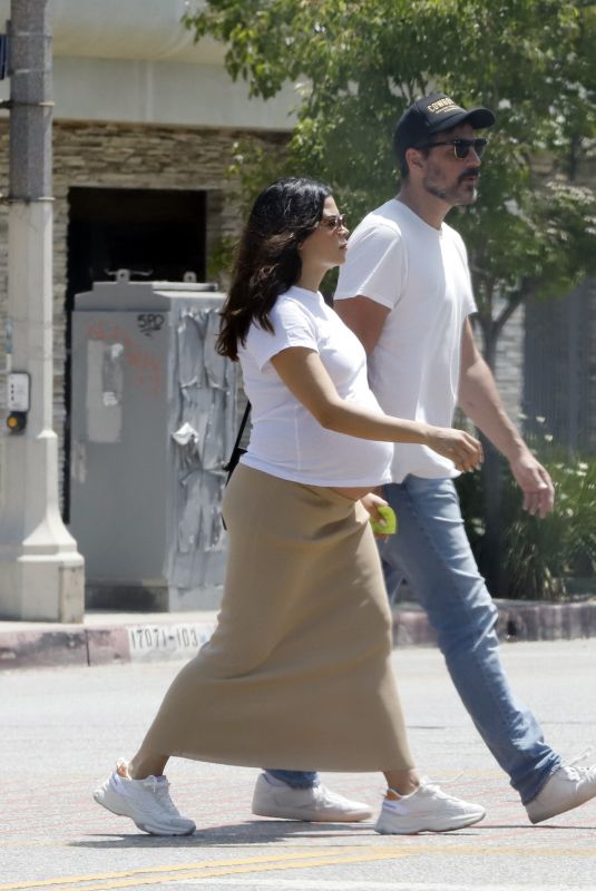 Pregnant JENNA DEWAN Out with Her Husband in Los Angeles 06/04/2024