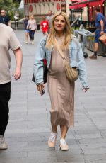 Pregnant SIAN WELBY Arrives at Capital Breakfast in London 06/03/2024