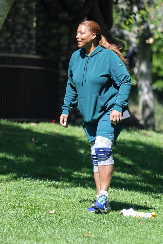 QUEEN LATIFAH Celebrates Father