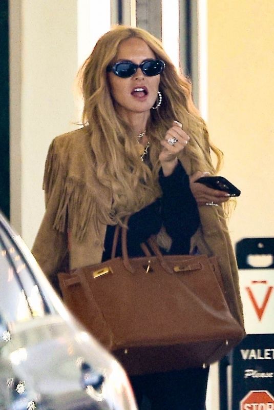 RACHEL ZOE Leaves a Dentist in Beverly Hills 06/12/2024