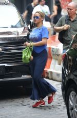 RIHANNA Arrives at a Private Apartment in New York 06/06/2024