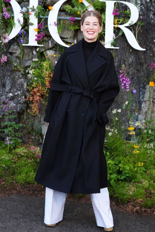 ROSAMUND PIKE at Dior Cruise 2025 Fashion Show in Crieff 06/03/2024