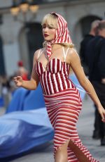 SABRINA CARPENTER at Vogue World: Paris in Paris 06/23/2024